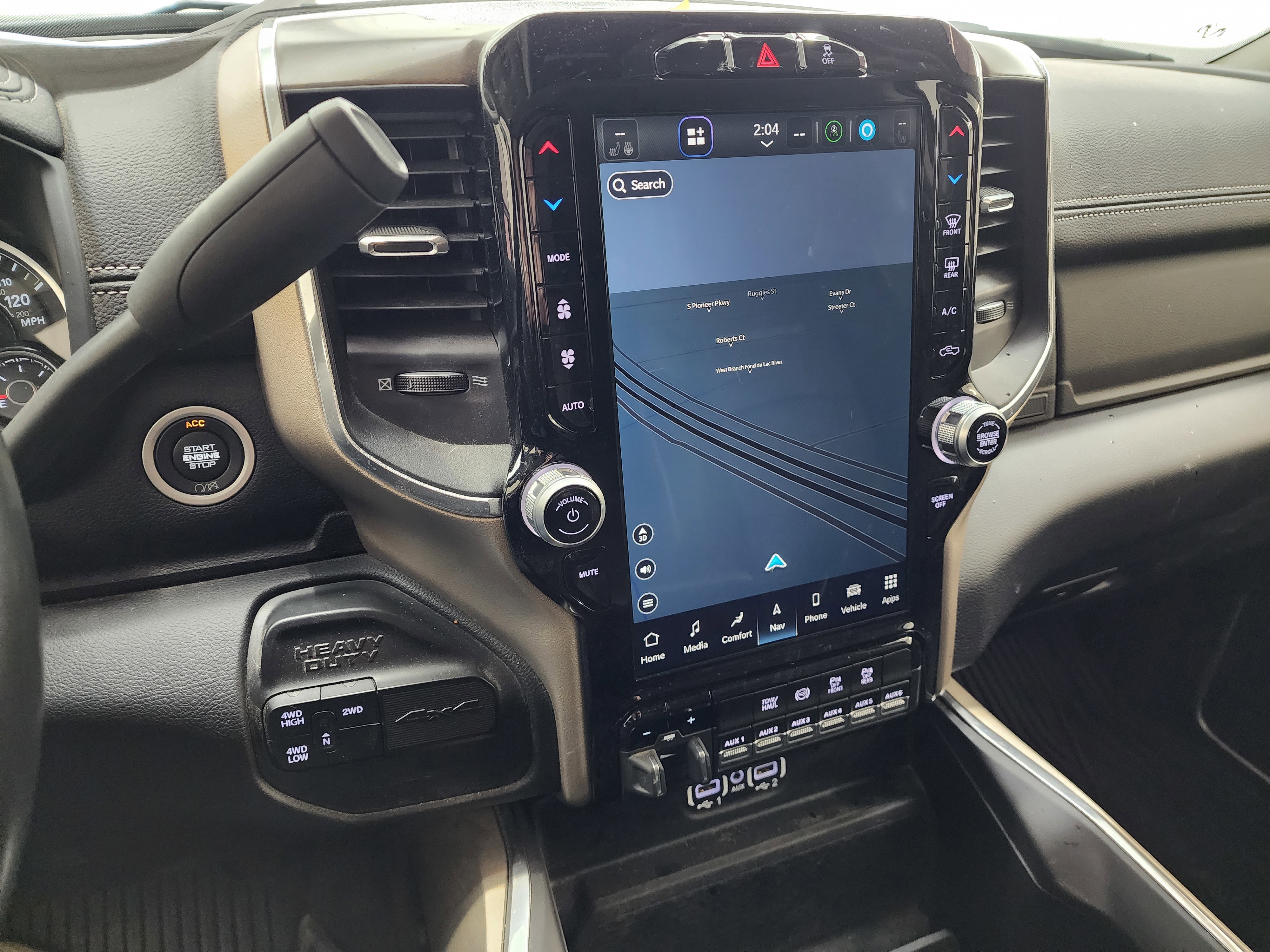 Used 2023 RAM 3500 Laramie image 11