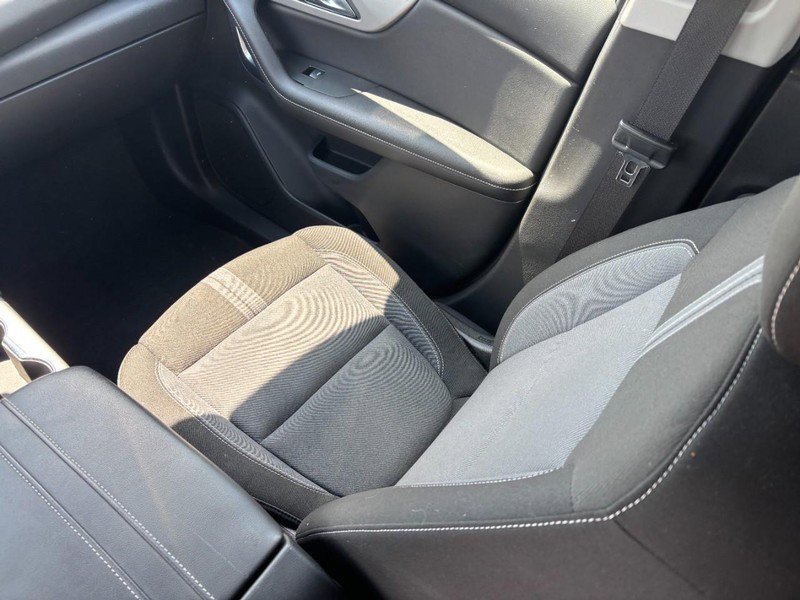 Certified 2024 Chevrolet Blazer LT w/ Convenience Package FWD image 14
