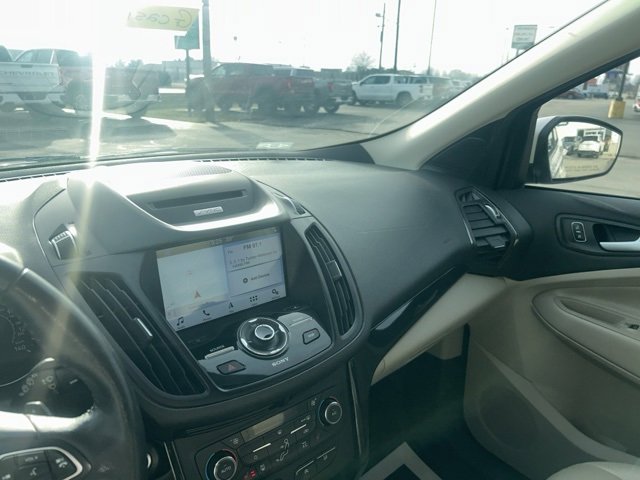Used 2017 Ford Escape Titanium image 28