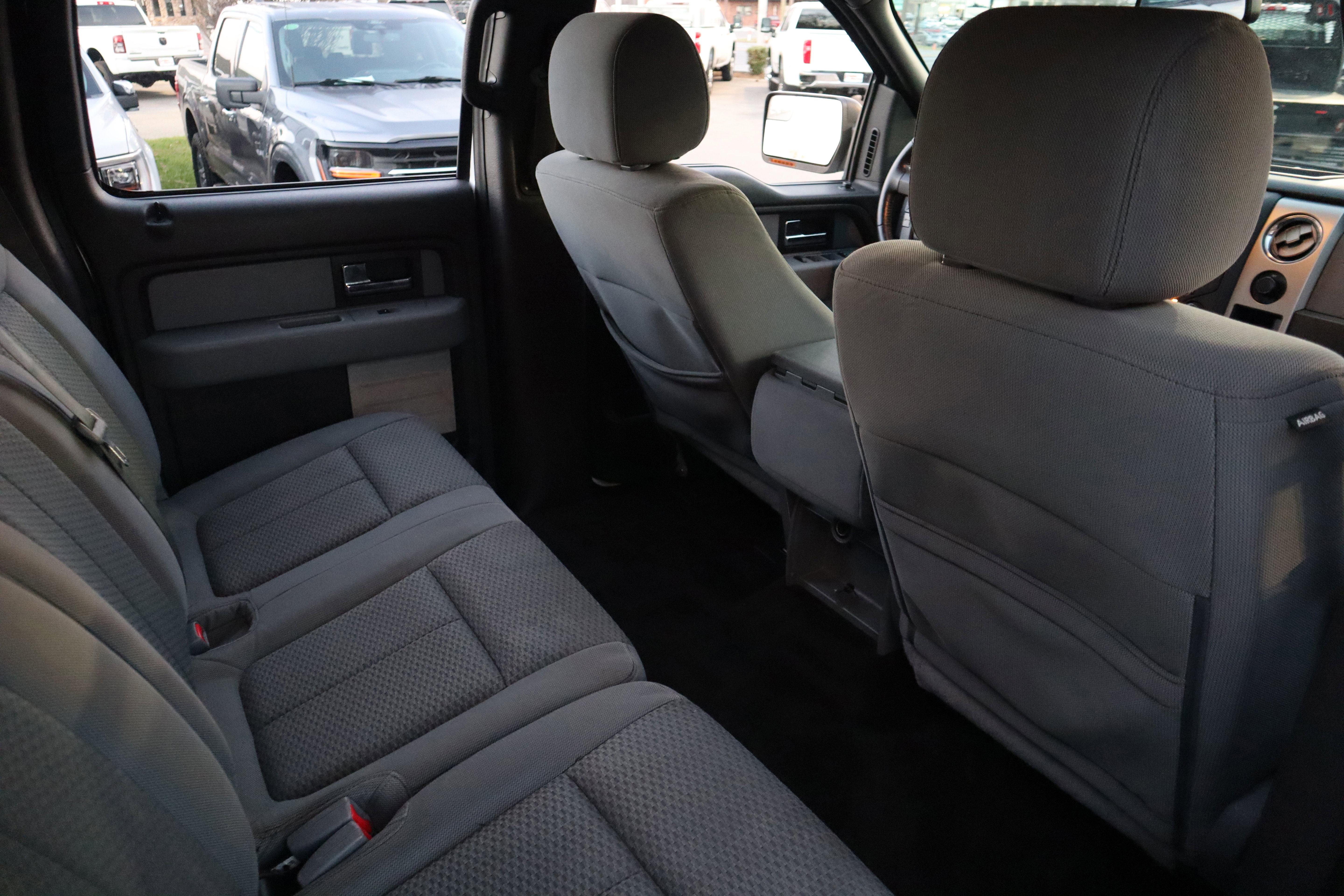 Used 2014 Ford F150 XLT w/ Equipment Group 302A Luxury image 25