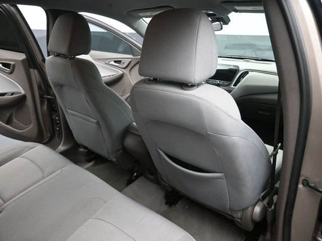 Used 2022 Chevrolet Malibu LS image 14