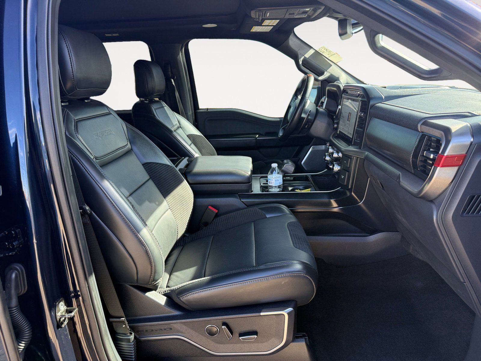 Used 2023 Ford F150 Raptor w/ Raptor Carbon Fiber Package image 15