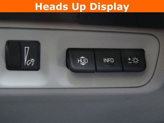 Used 2023 GMC Acadia SLT w/ Technology Package FWD image 15