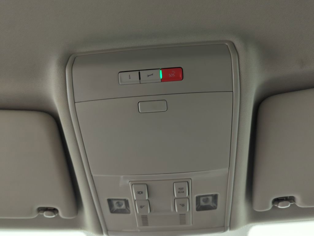 Used 2022 Volkswagen Atlas SE image 29