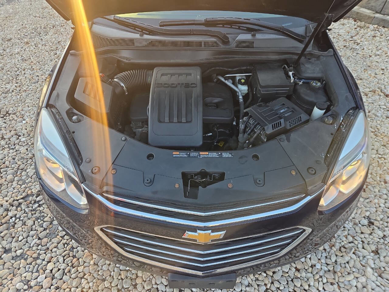 Used 2017 Chevrolet Equinox LT w/ Convenience Package image 13