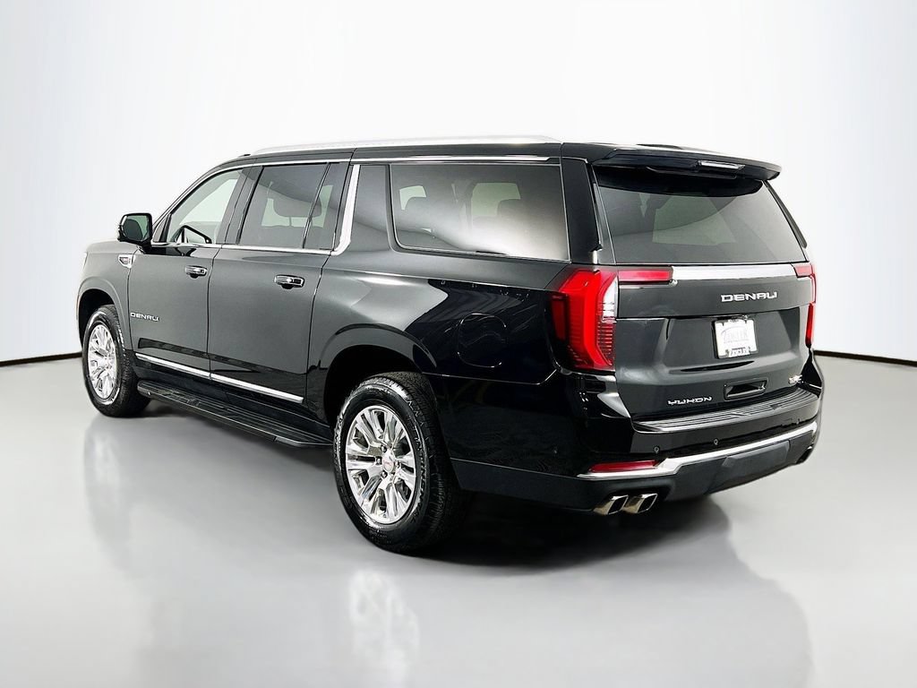 Used 2025 GMC Yukon XL Denali AWD/4WD image 7