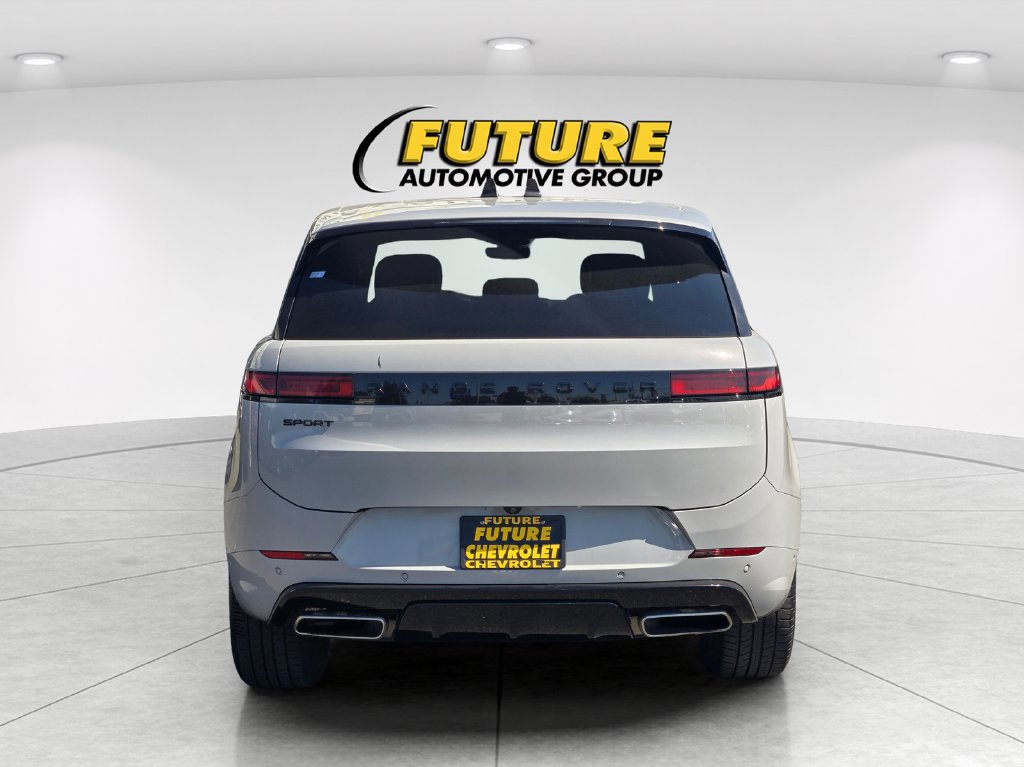 Used 2024 Land Rover Range Rover Sport Dynamic SE AWD/4WD image 5