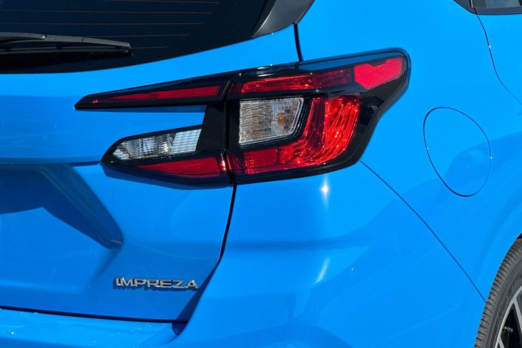 Used 2025 Subaru Impreza 2.0i Sport image 30