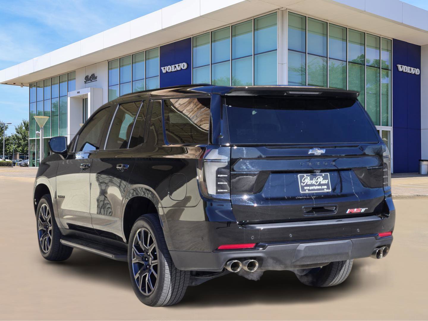 Used 2025 Chevrolet Tahoe RST w/ Comfort Package image 4