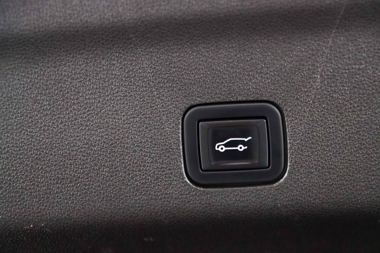 Used 2022 GMC Yukon AT4 AWD/4WD image 35