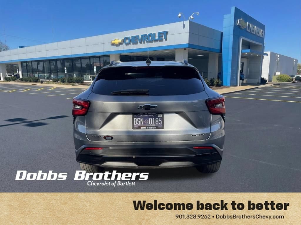 Used 2025 Chevrolet Trax ACTIV w/ Driver Confidence Package FWD image 7