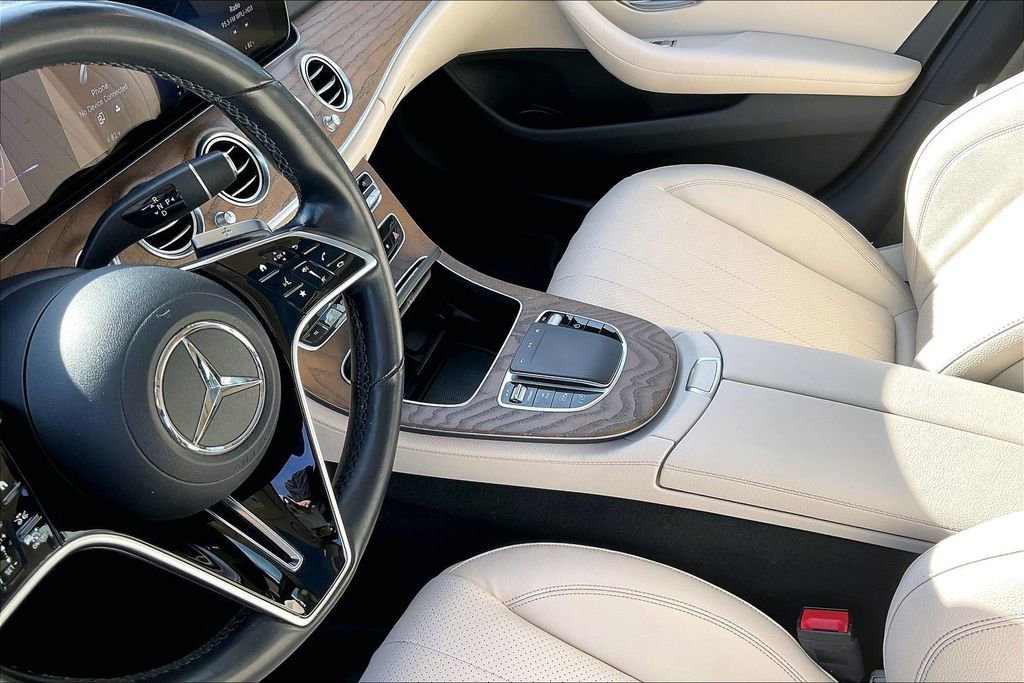 Used 2021 Mercedes-Benz E 350 4MATIC Sedan image 12