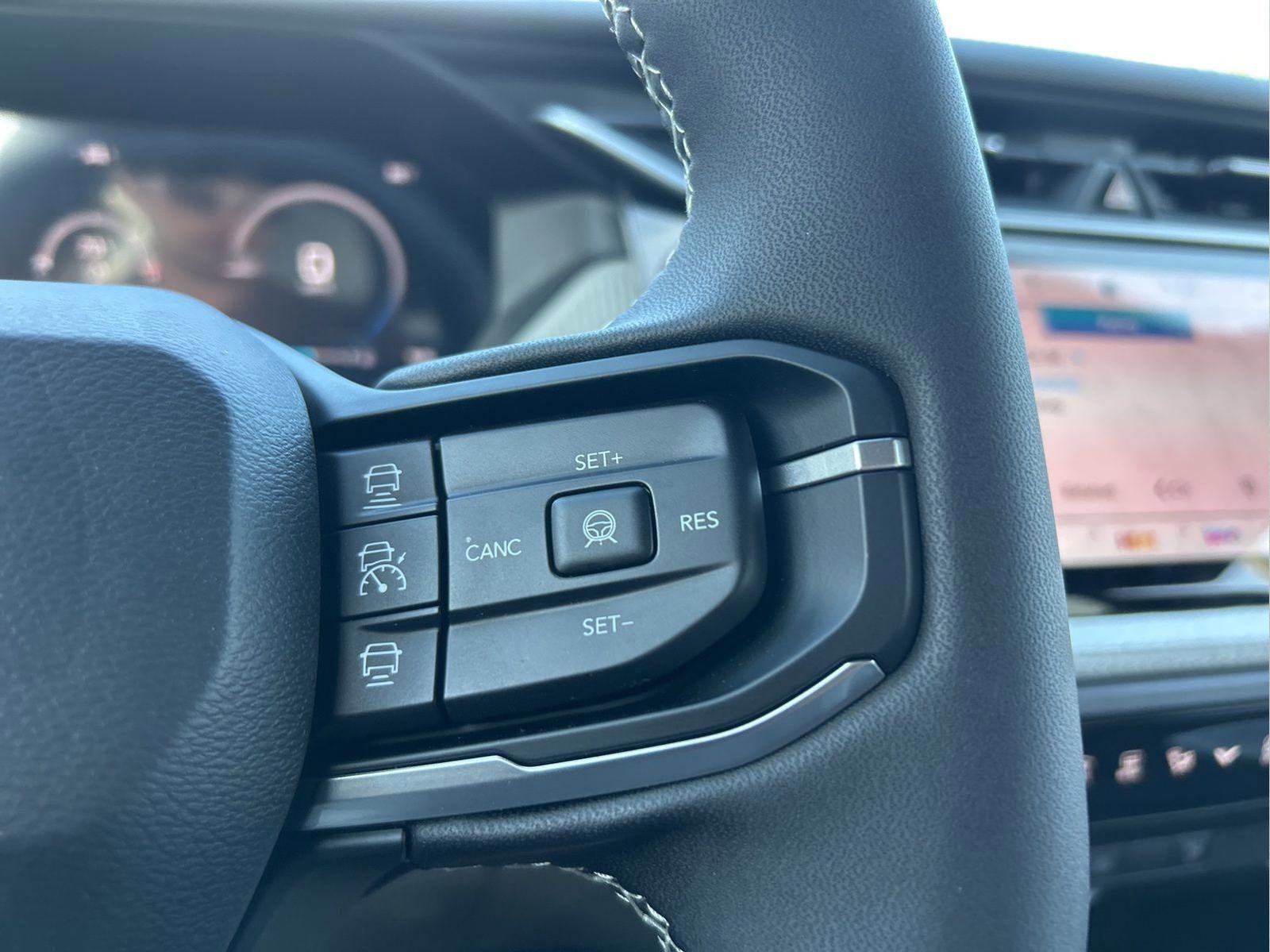 New 2026 Jeep Cherokee Laredo image 15