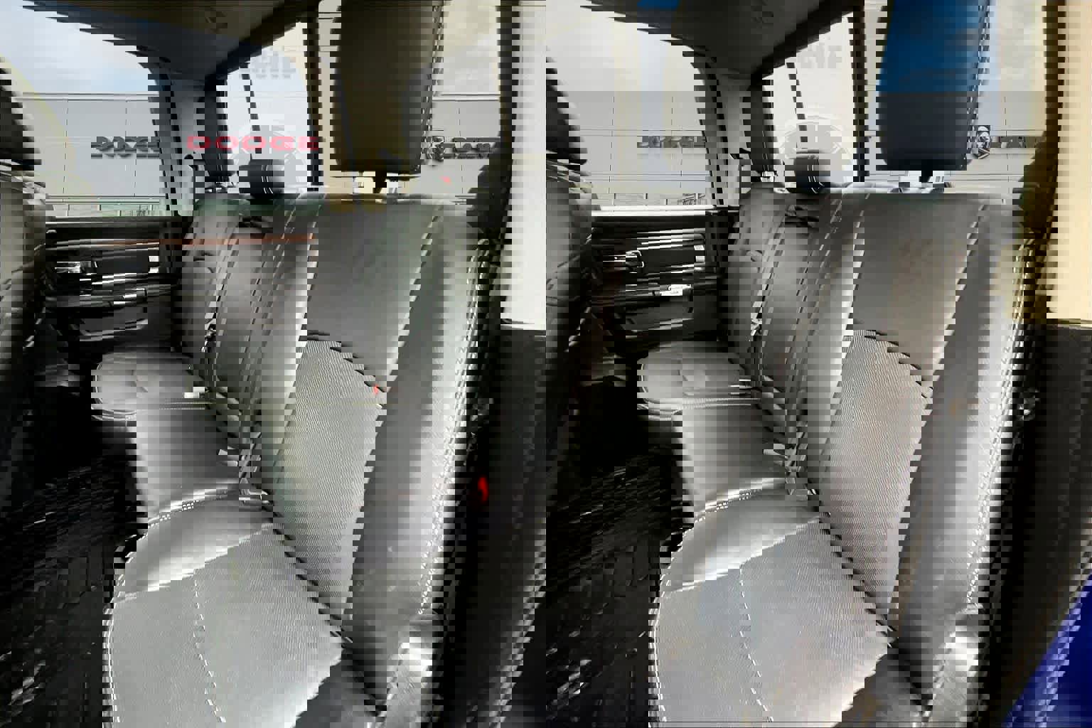 Used 2016 RAM 1500 Laramie w/ Convenience Group image 13