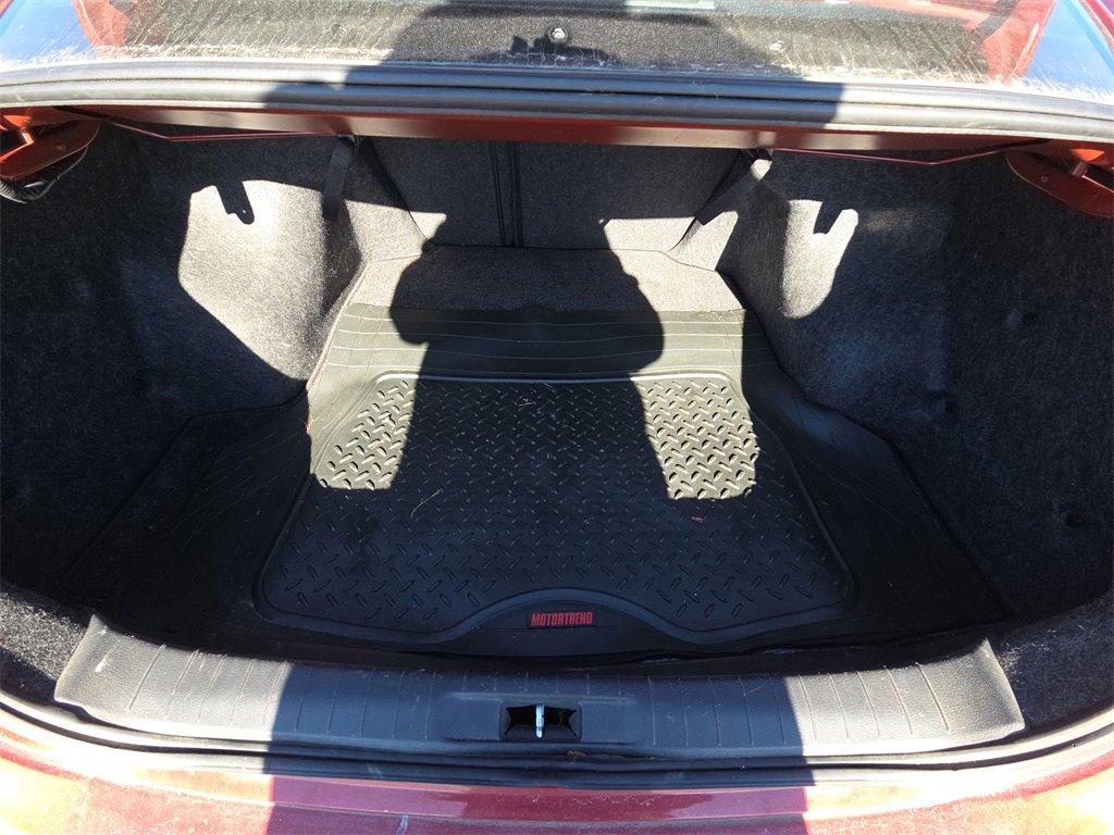 Used 2016 Nissan Altima 2.5 SR w/ Interior Lighting Package image 16