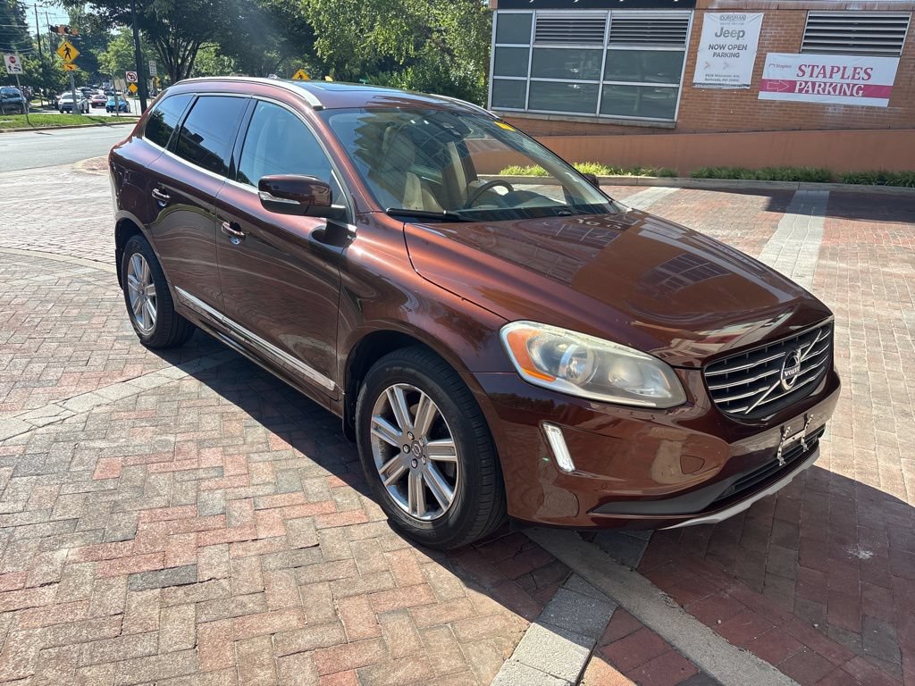 Used 2016 Volvo XC60 T6 w/ Proximity Package