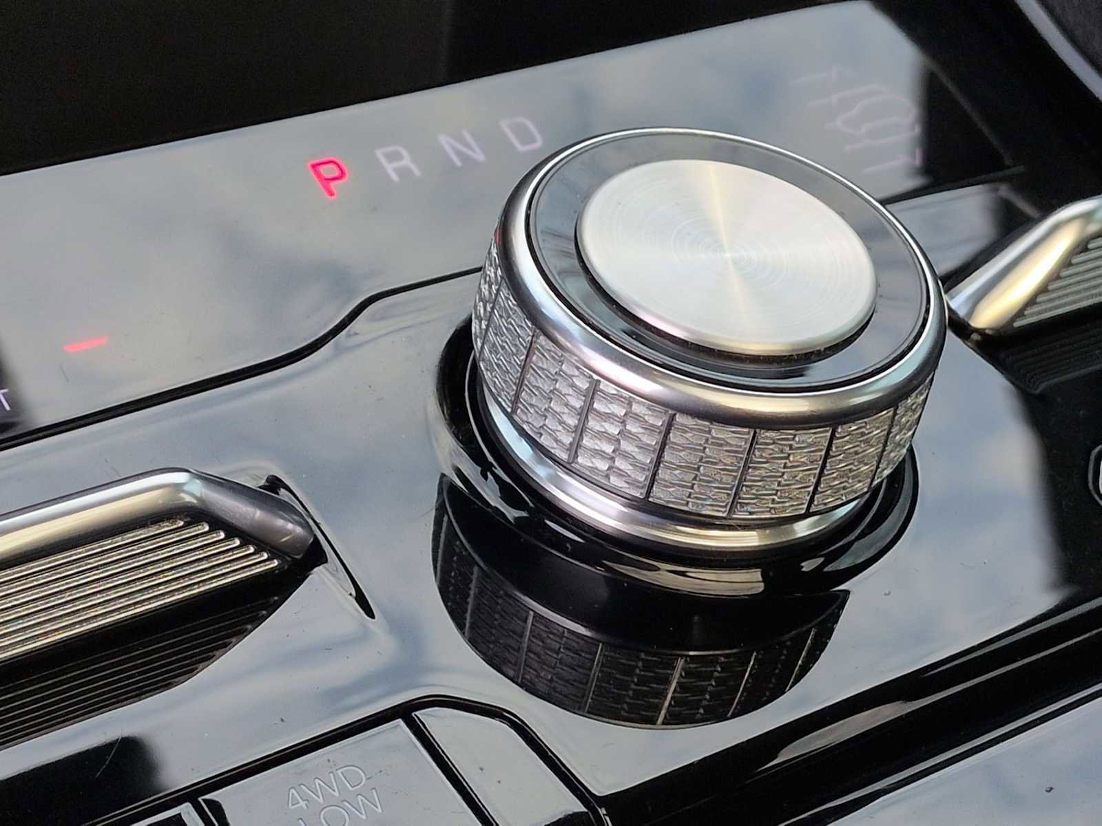 Used 2023 Jeep Grand Cherokee L Overland image 34