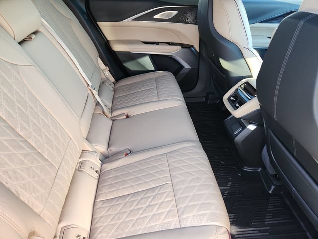 New 2026 Cadillac Lyriq Signature Sport w/ Nappa Leather Package AWD/4WD image 23