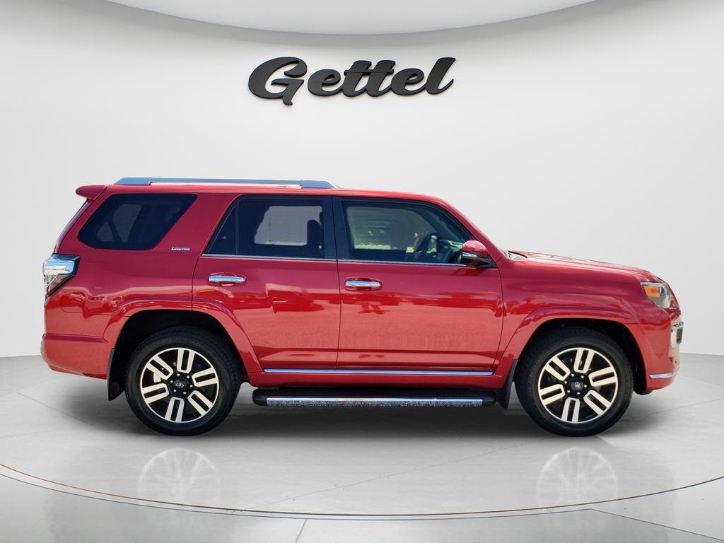 Certified 2022 Toyota 4Runner Limited AWD/4WD image 4