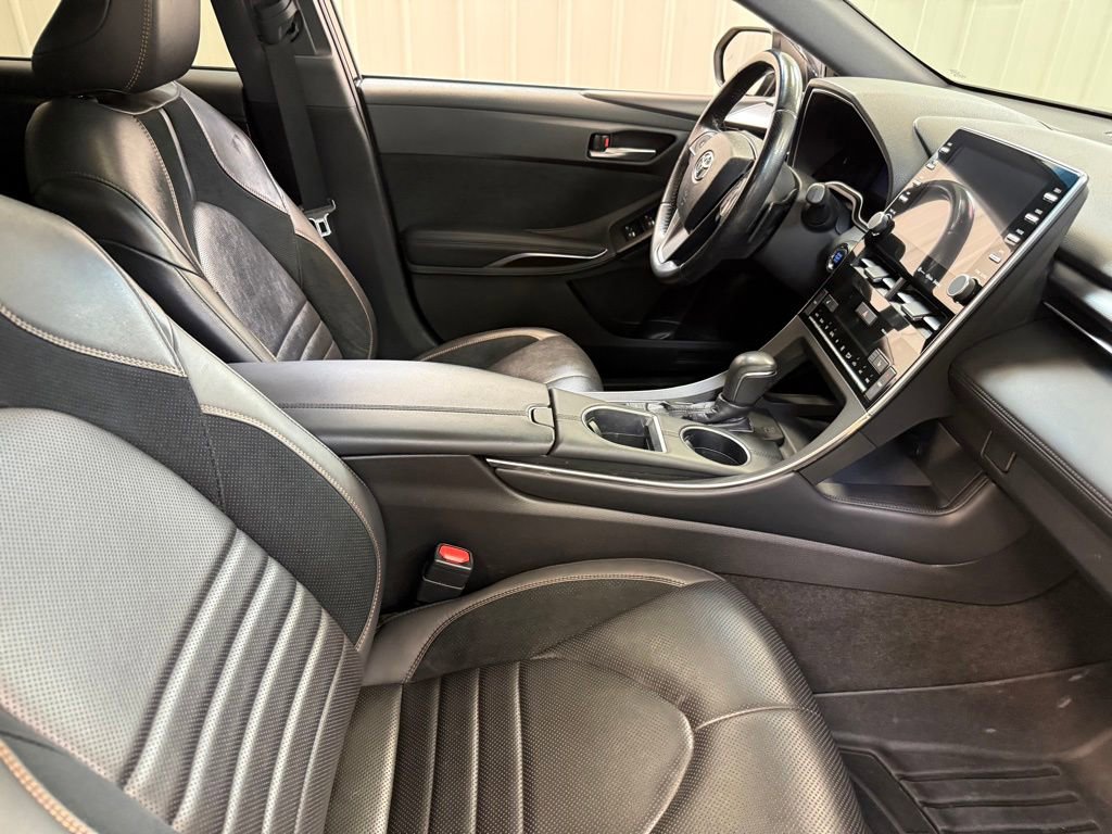 Used 2019 Toyota Avalon XSE w/ All Weather Liner Package FWD image 22