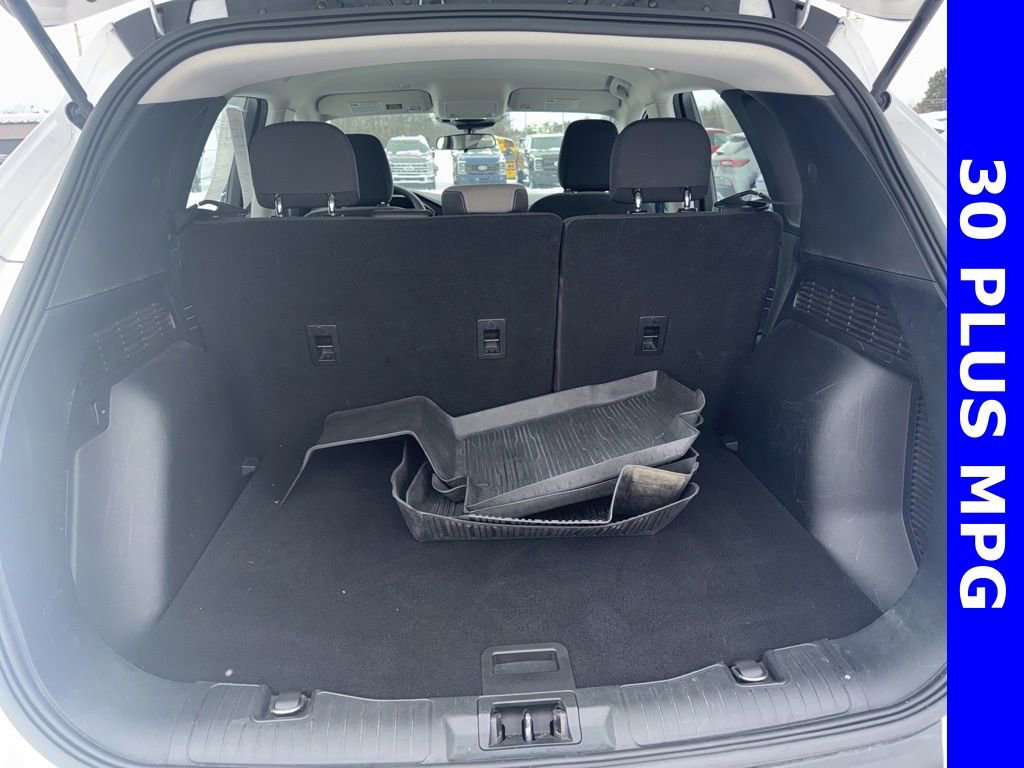 Used 2021 Ford Escape S image 12