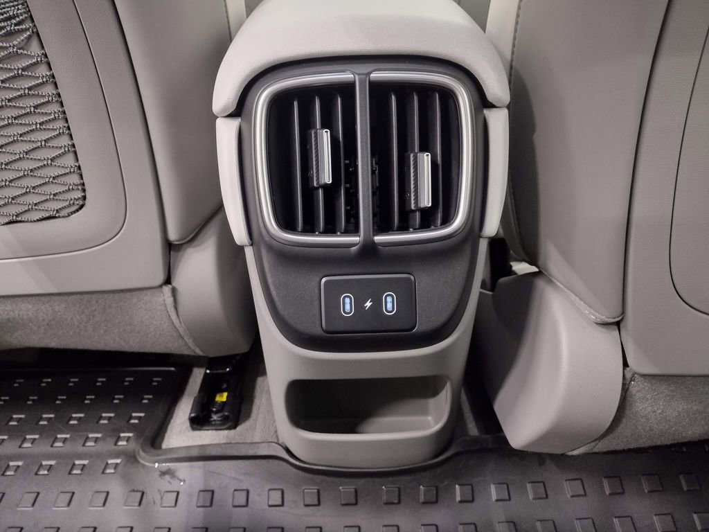 Certified 2025 Hyundai Ioniq 6 SEL image 33