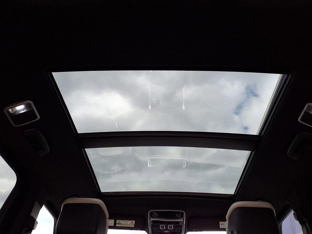 Used 2019 Land Rover Range Rover Sport HSE Dynamic AWD/4WD image 24