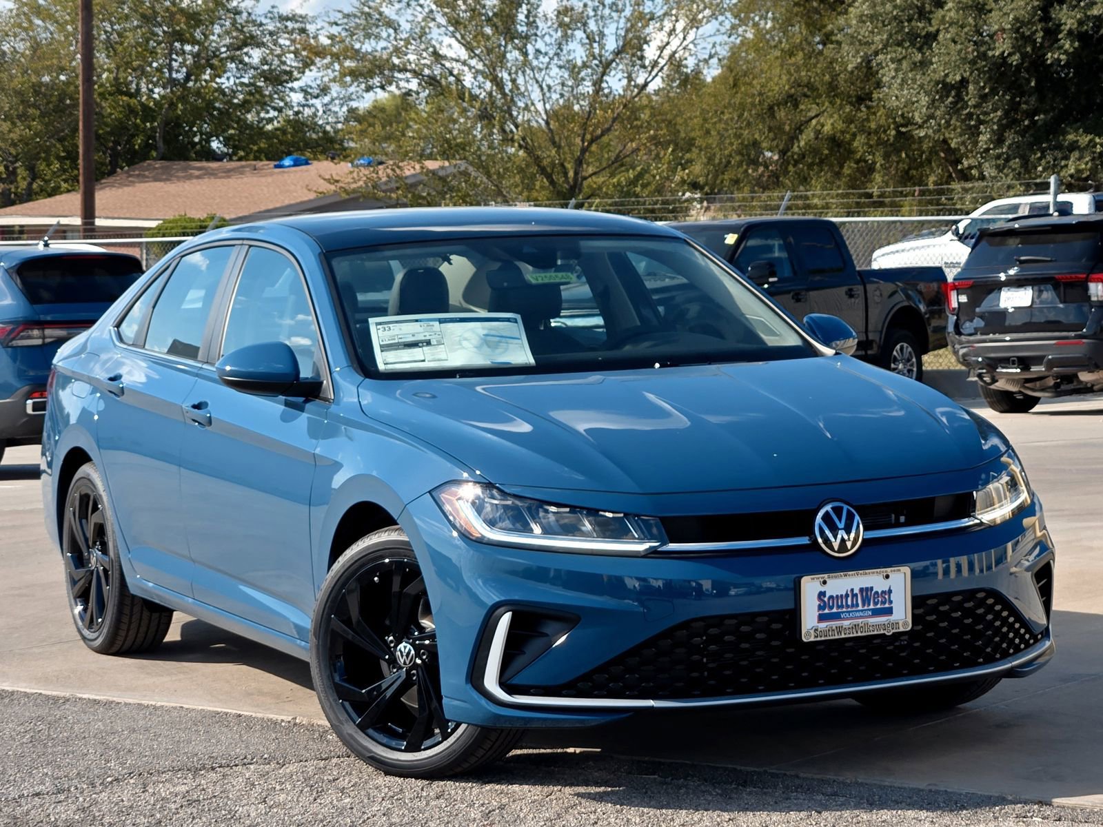New 2026 Volkswagen Jetta SE image 2
