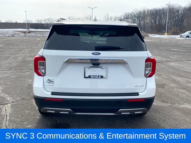 Used 2022 Ford Explorer XLT AWD/4WD image 4
