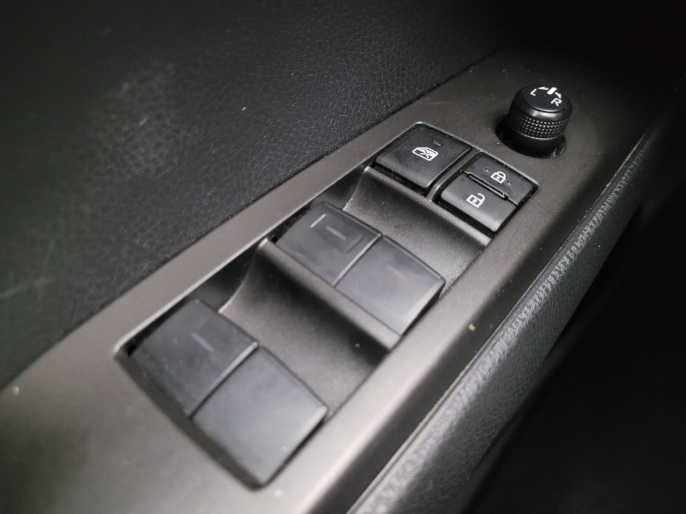 Used 2023 Toyota Camry SE image 27