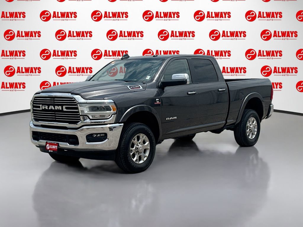 Used 2022 RAM 2500 Laramie AWD/4WD image 1