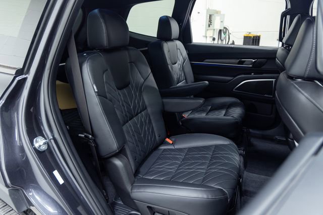 Used 2025 Kia Telluride SX X-Line AWD/4WD image 25