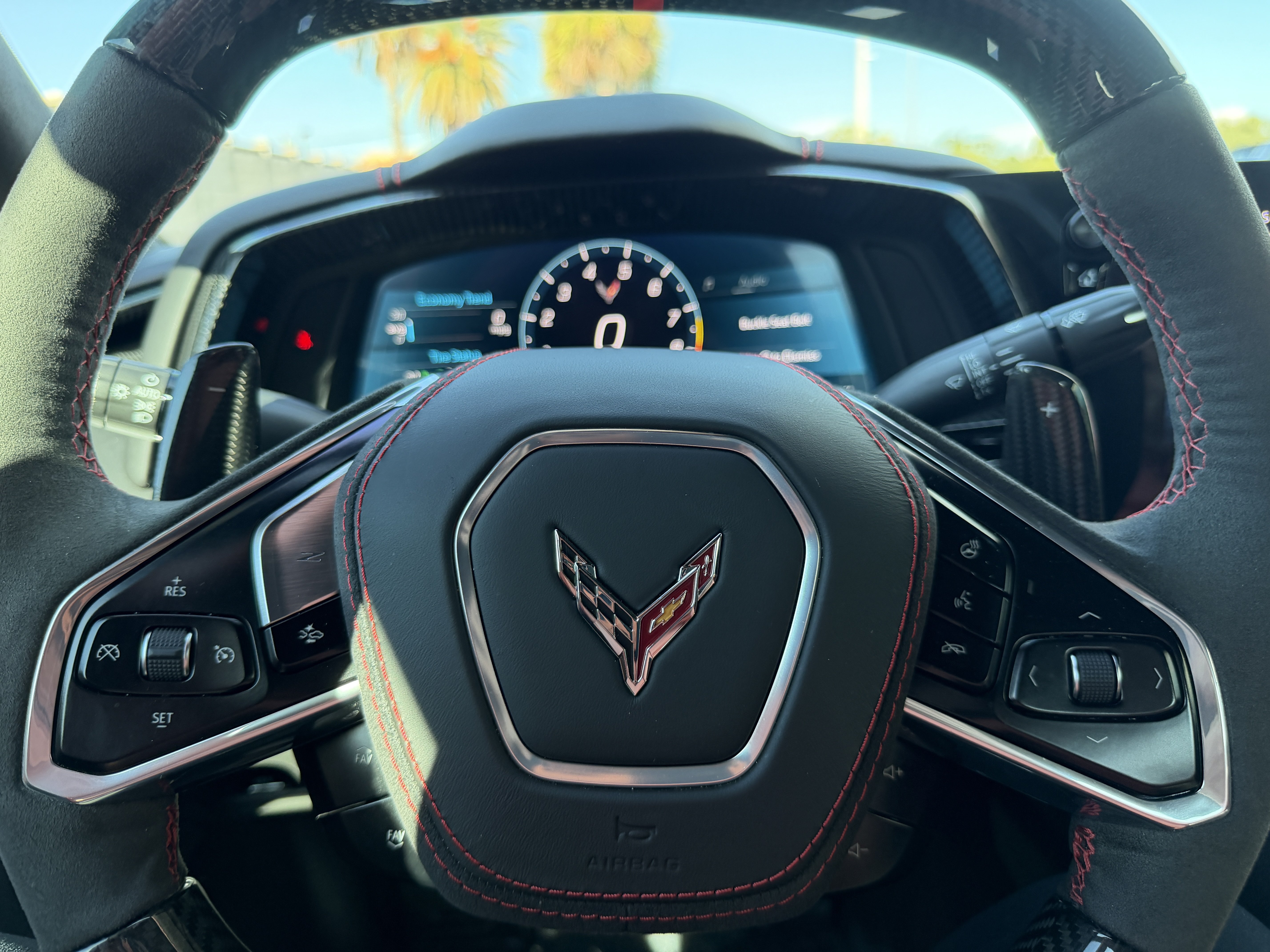 Used 2025 Chevrolet Corvette Z06 RWD image 31