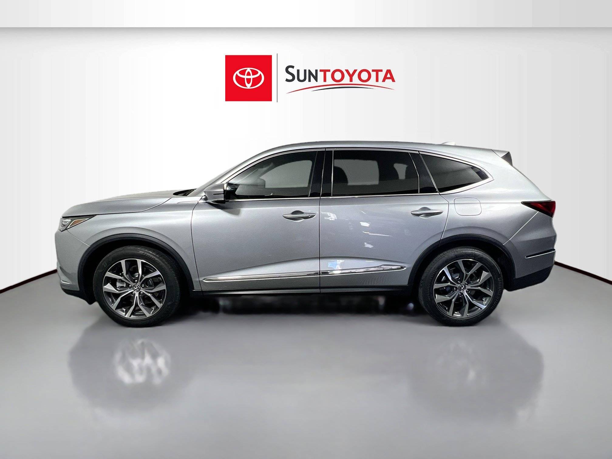 Used 2022 Acura MDX SH-AWD w/ Technology Package image 7