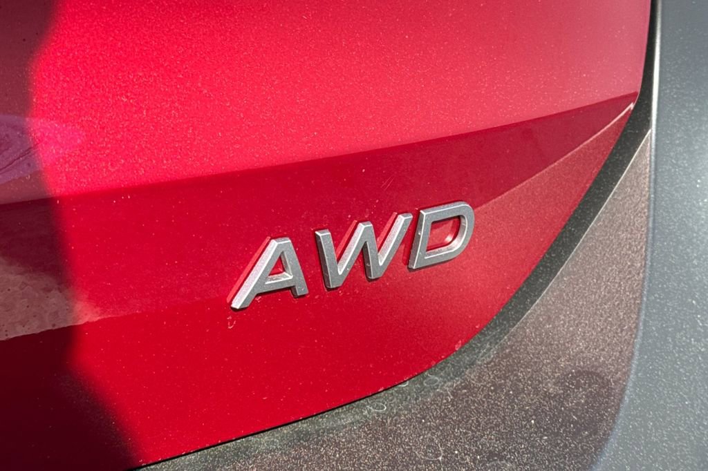 New 2025 Nissan Kicks SV w/ SV Premium Package AWD/4WD image 6