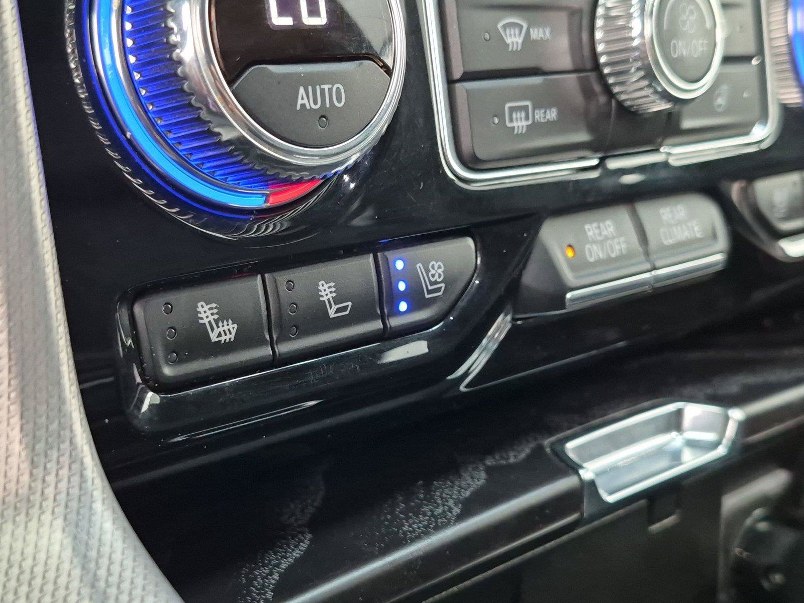 Used 2024 GMC Yukon Denali w/ Advanced Technology Package AWD/4WD image 22
