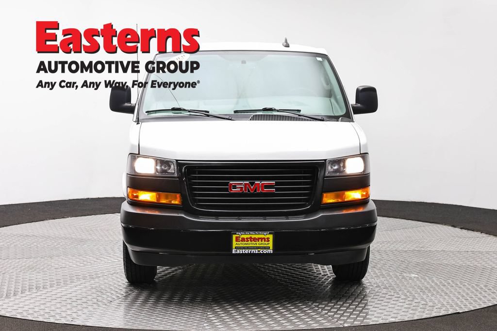 Used 2020 GMC Savana 3500 w/ Driver Convenience Package RWD image 2