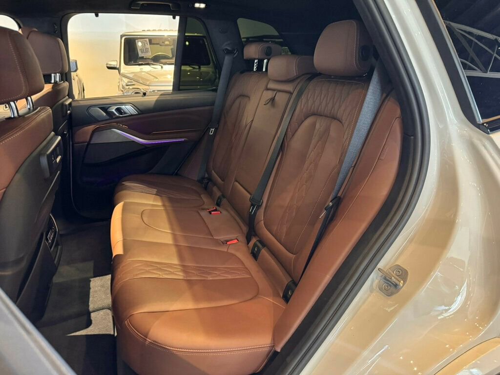 Used 2023 BMW X5 M50i w/ Executive Package image 18