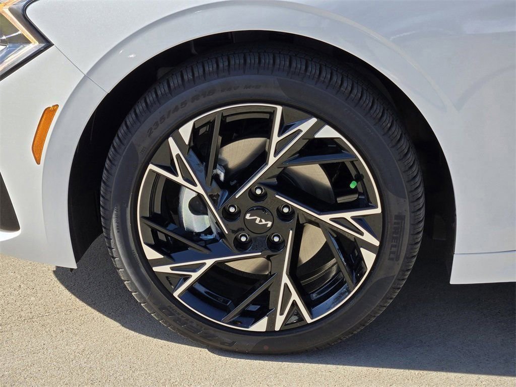 New 2026 Kia K5 GT-Line image 8