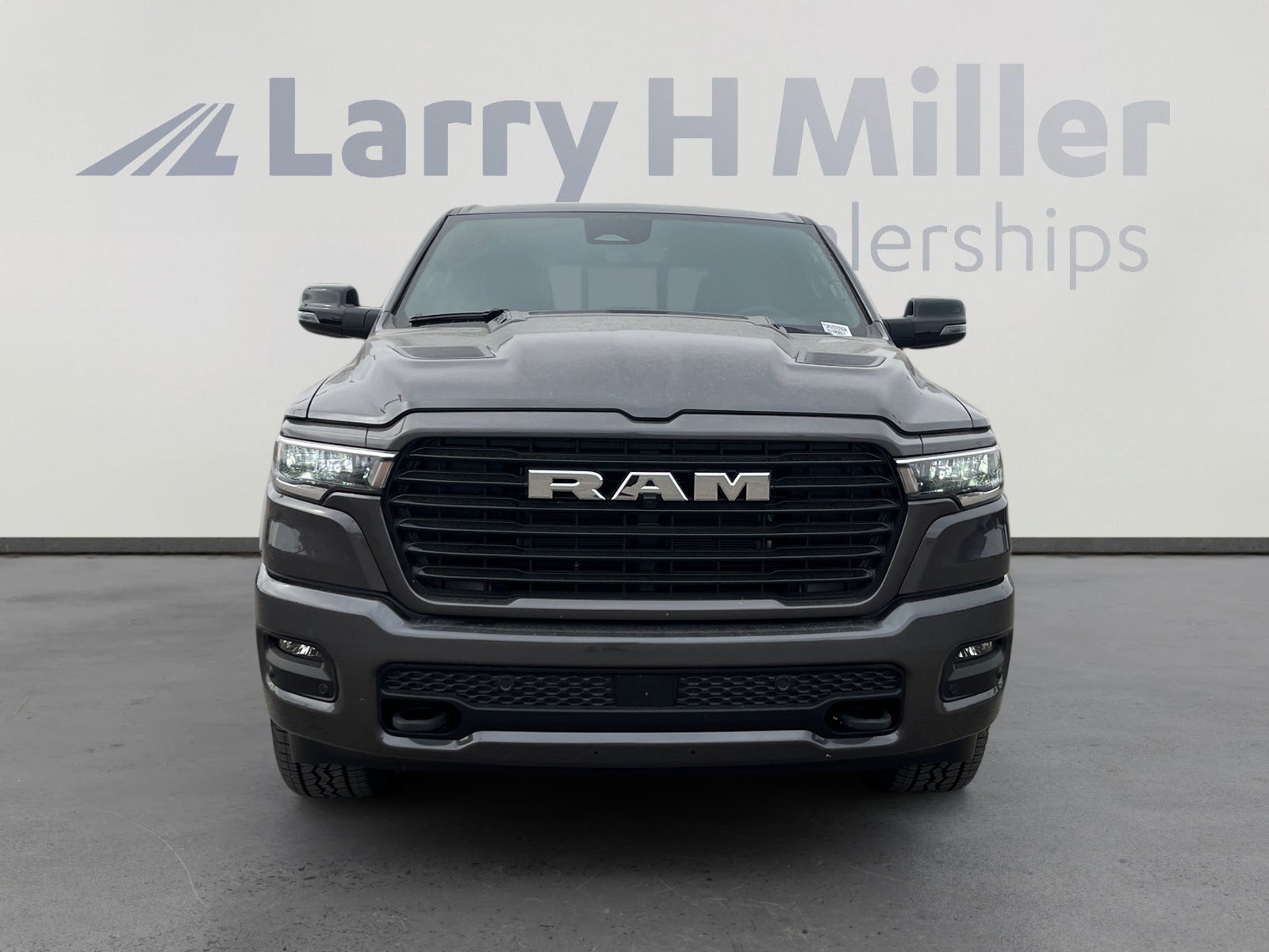 Used 2026 RAM 1500 Laramie w/ Sport Appearance Package image 8