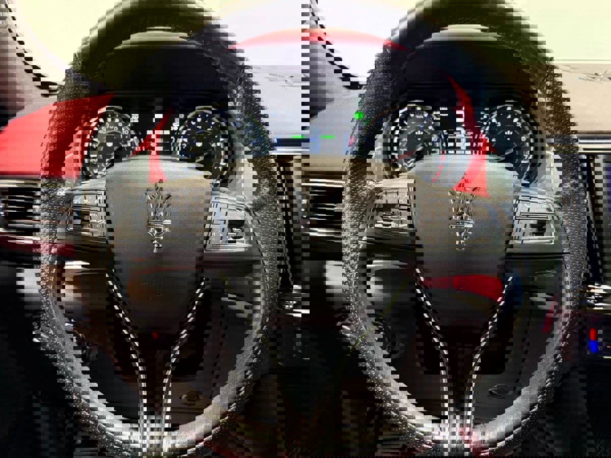 Used 2021 Maserati Levante S GranSport image 14