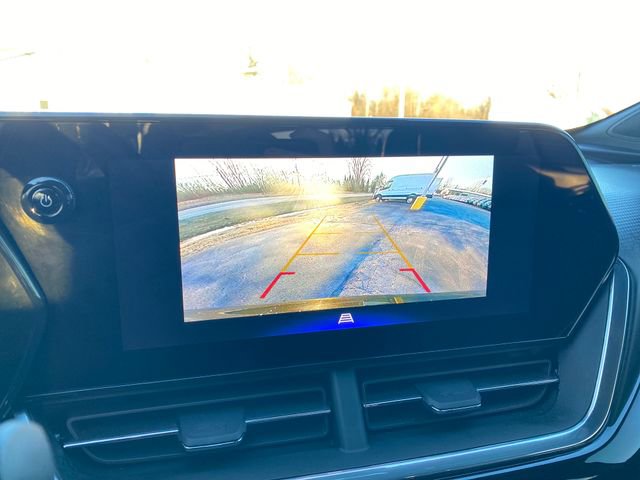 Used 2024 Chevrolet Trax RS w/ Driver Confidence Package image 28