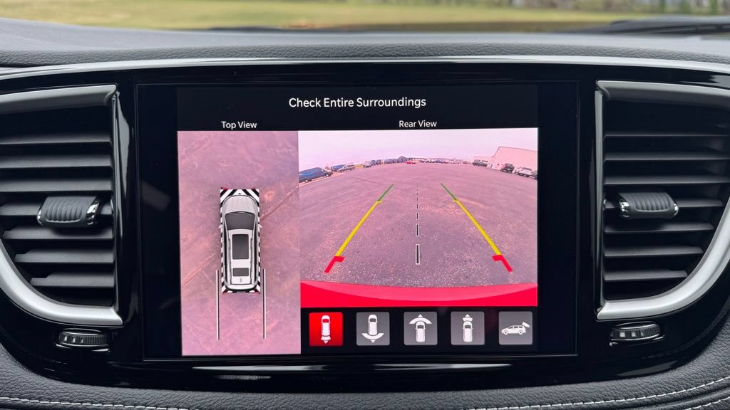 New 2026 Chrysler Pacifica Select w/ S Appearance Package FWD image 25