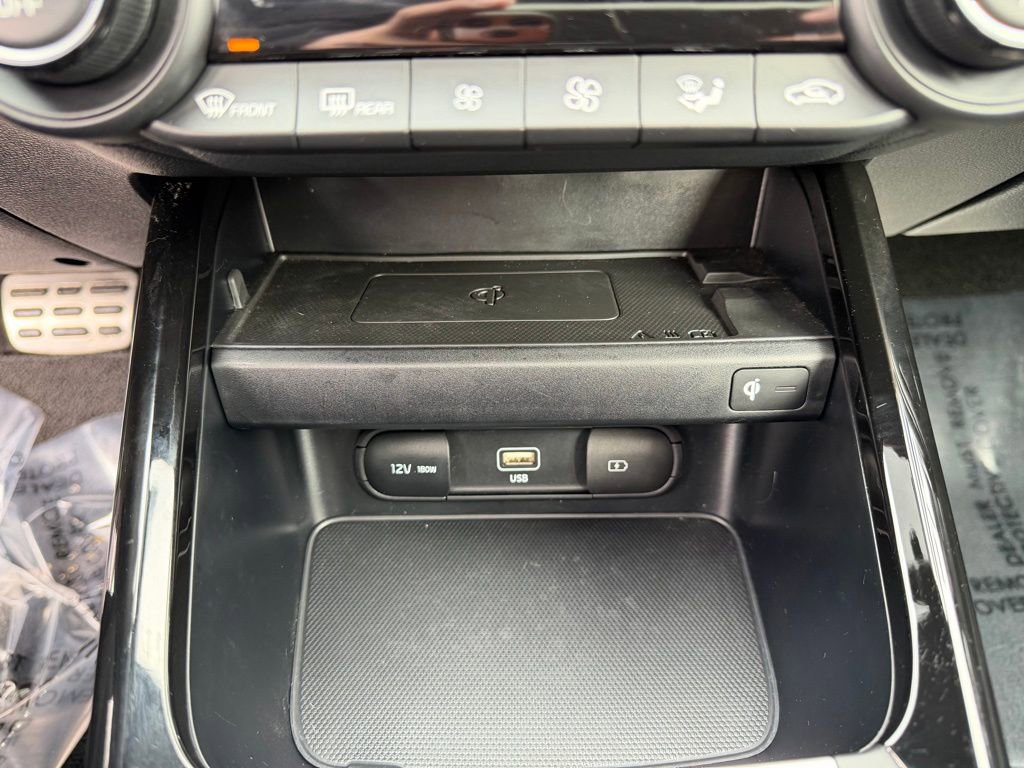 Used 2024 Kia Forte GT-Line w/ GT-Line Premium Package image 25