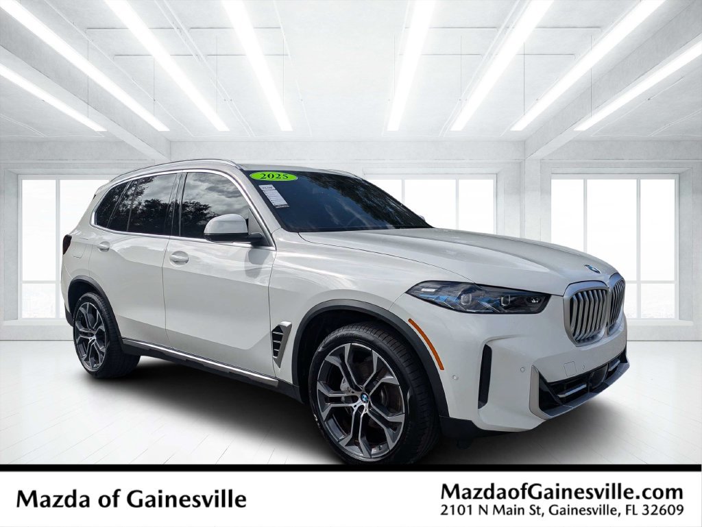 Used 2025 BMW X5 sDrive40i w/ Parking Assistance Package RWD image 1