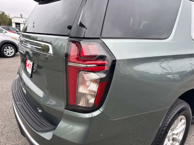 Used 2023 Chevrolet Tahoe LT w/ Luxury Package AWD/4WD image 14
