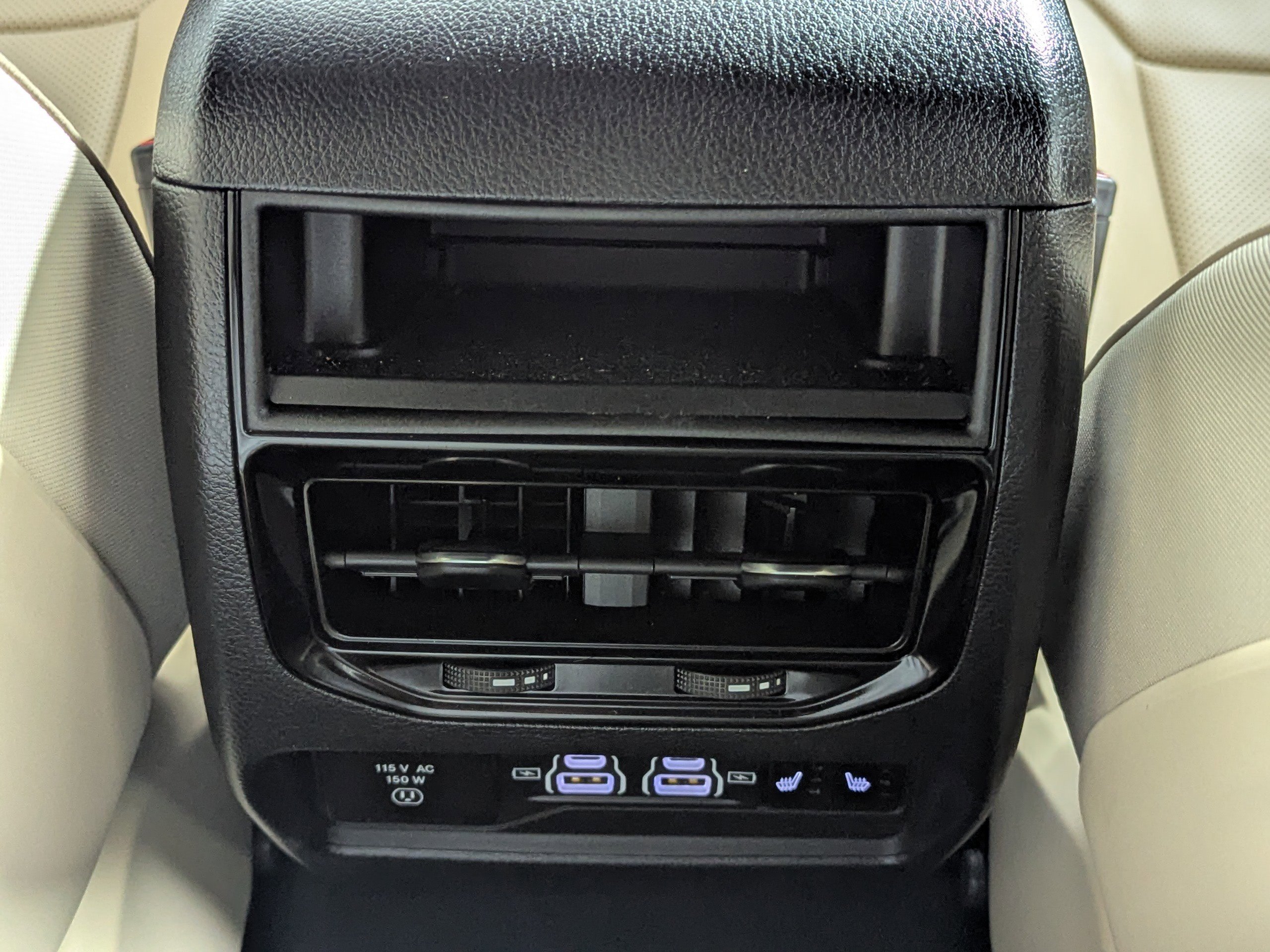 Used 2023 Jeep Grand Cherokee Limited w/ Luxury Tech Group II RWD image 22