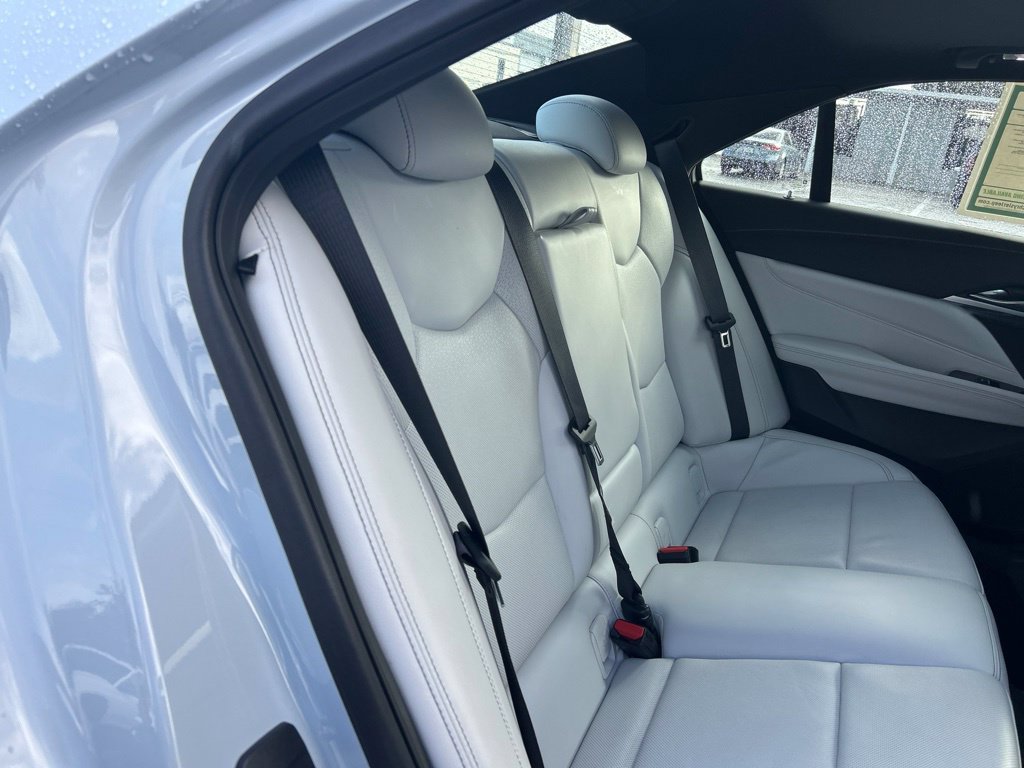 Used 2021 Cadillac CT4 Premium Luxury RWD image 29