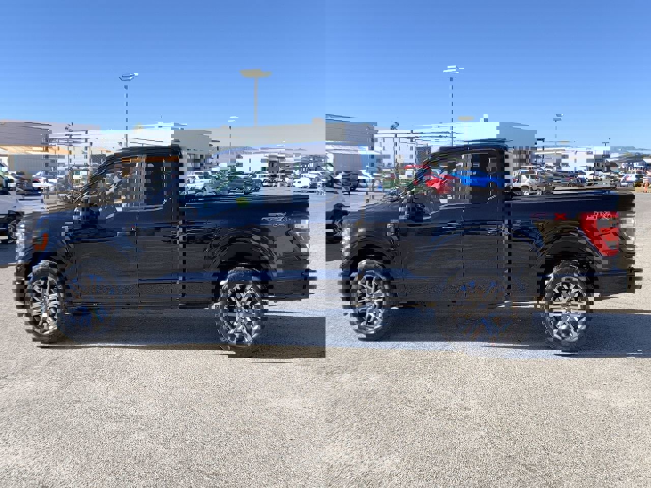 Used 2022 Ford F150 XL w/ STX Appearance Package image 5