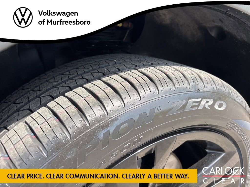 Certified 2023 Volkswagen Tiguan SE R-Line FWD image 8